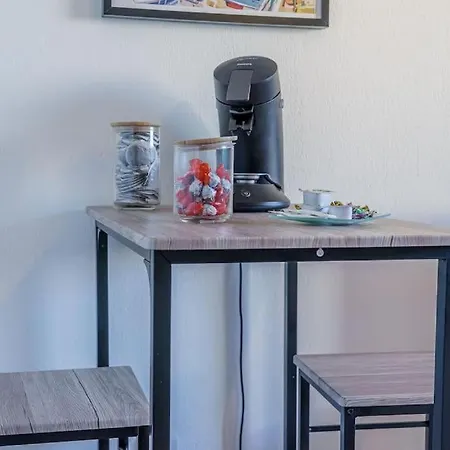 Appartement Climatise Avec Terrasse Tout Equipe A 5Min De La Gare St Charles Marseille Exterior photo