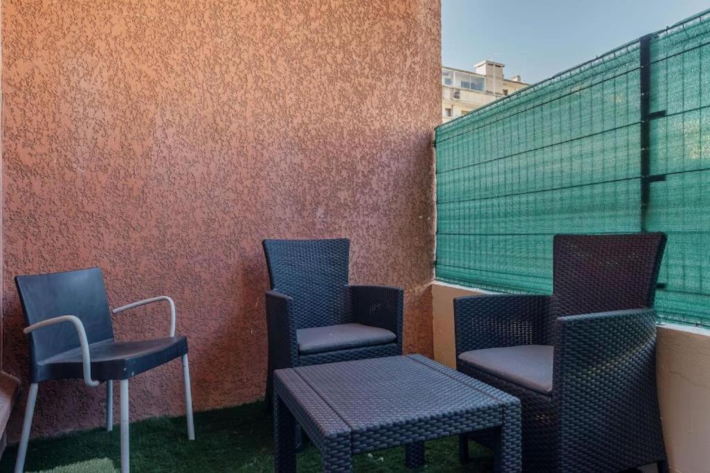 Climatise Avec Terrasse Equipe A 5min De La Gare St Charles Apartamento