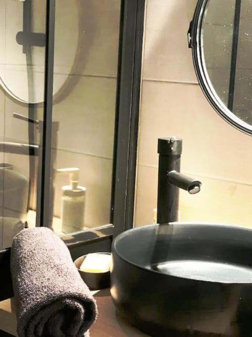 Climatise Avec Terrasse Equipe A 5min De La Gare St Charles Apartamento *